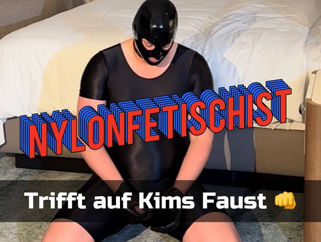 TS_Lady_KimWagner's Porno Video: Nylonfetischist trifft auf TS Kim Wagners Faust!!!!