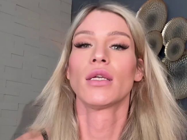 TS_Lady_KimWagner's Porno Video: Overknees, Beine breit, und du darfst erst kommen, wenn ich es erlaube